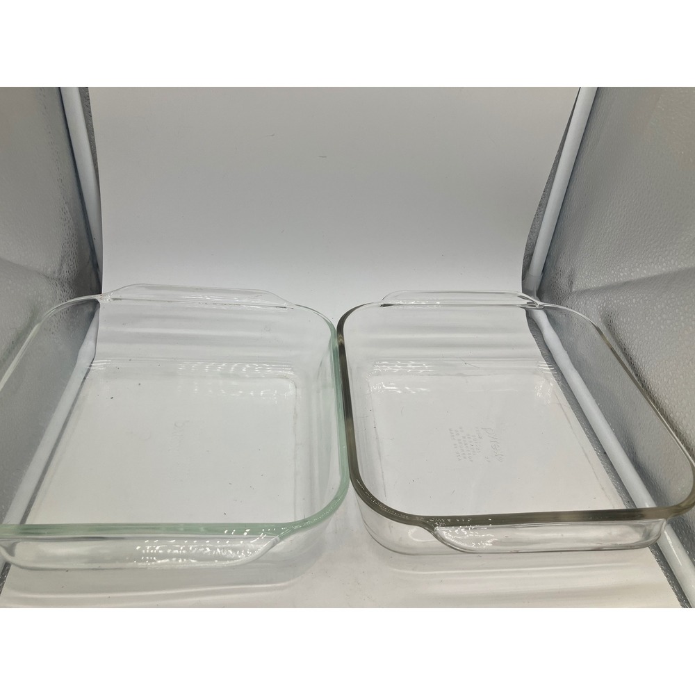 Pyrexβ 222-S 222-R Clear Glass 8x8 Square Baking Dish Set of 2 with Handles USA